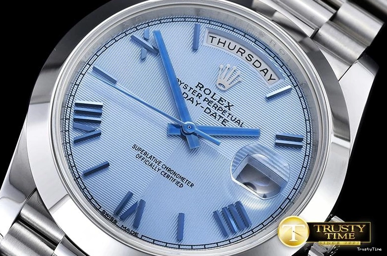 0202 RDD0203 – DayDate 40mm EasyMatch 669